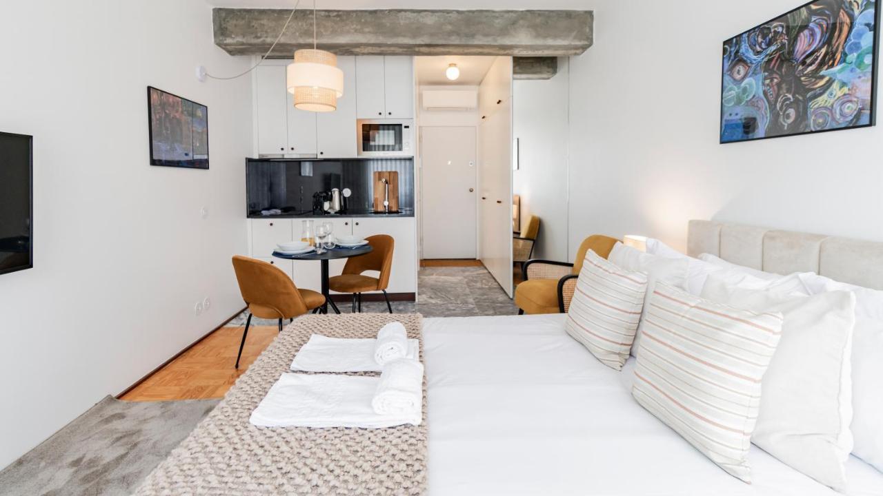 Ceuta Studio Apartments By Lovelystay Porto Eksteriør billede