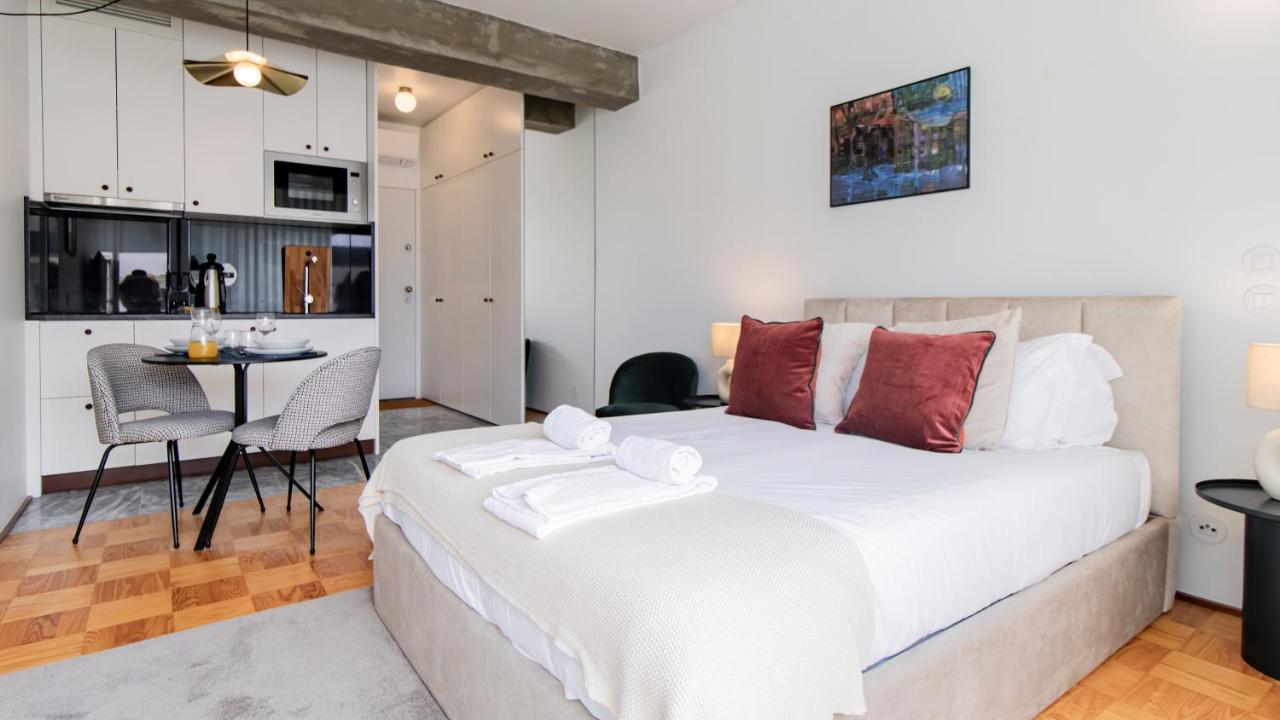 Ceuta Studio Apartments By Lovelystay Porto Eksteriør billede